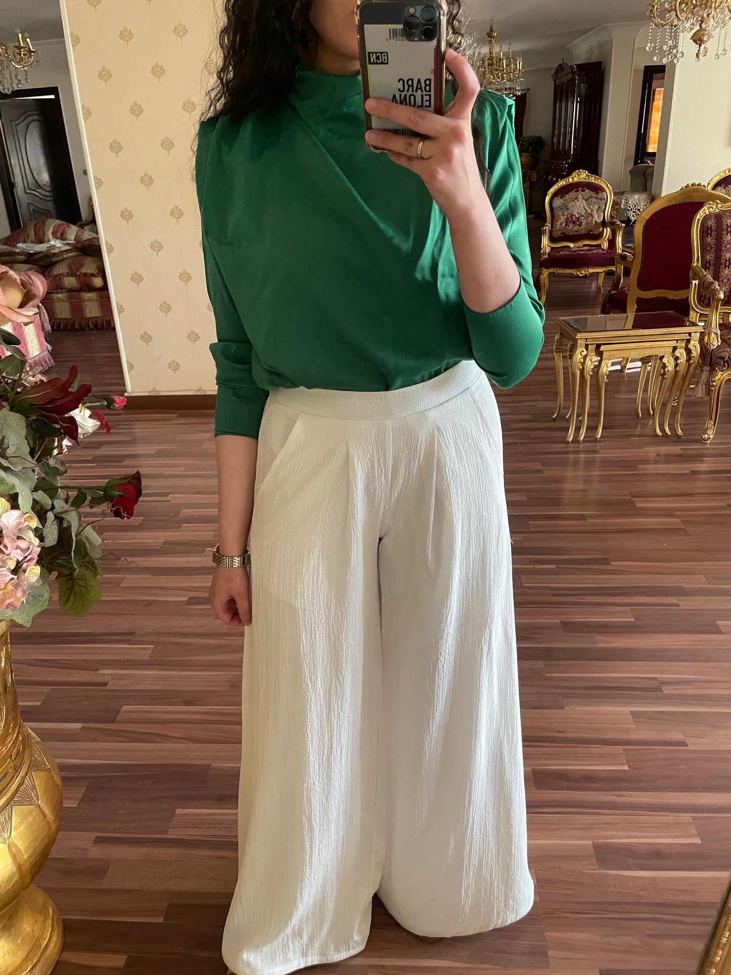 Cotton pants in white color