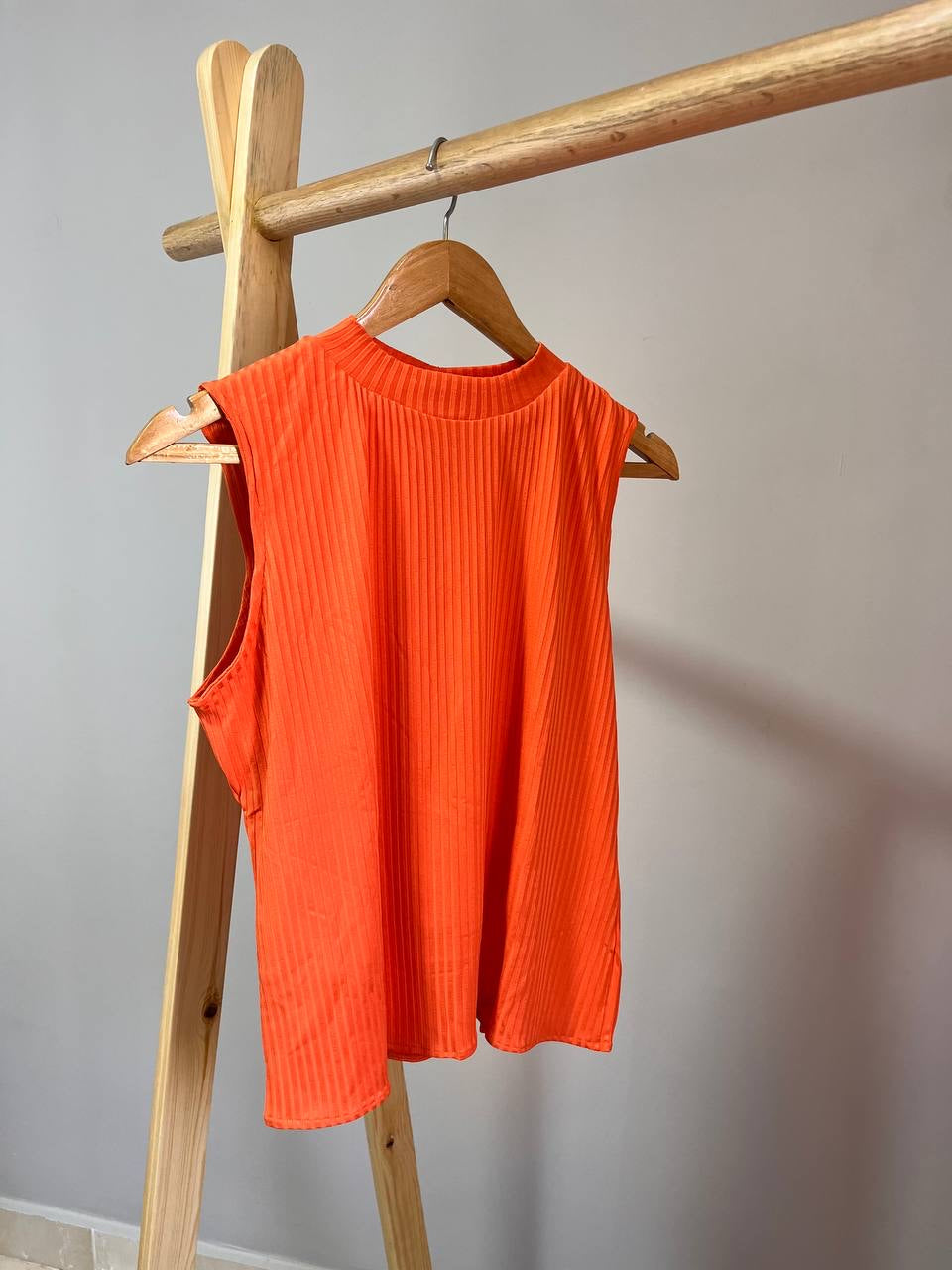 Orange ribbed top, sleeveless