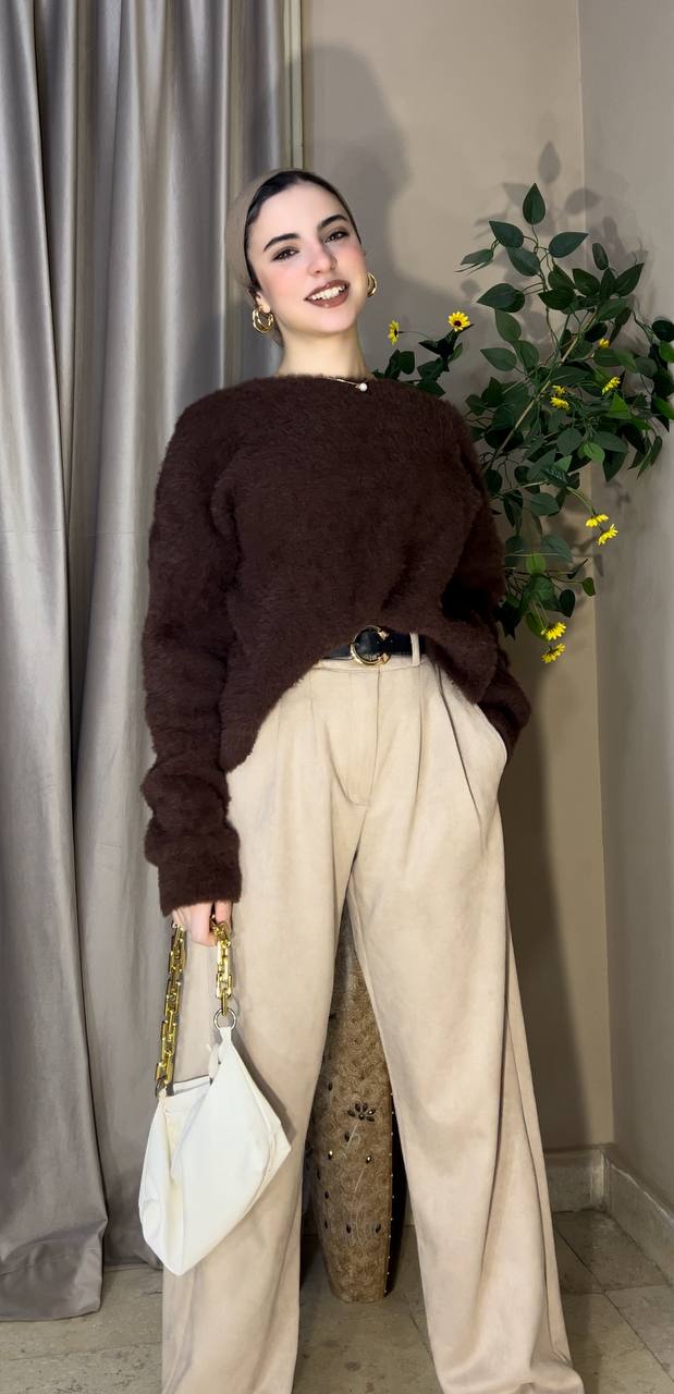 suede pants in Beige