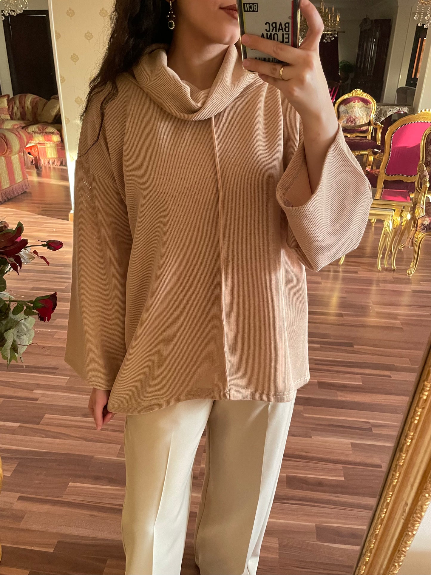 Basic pullover in Beige